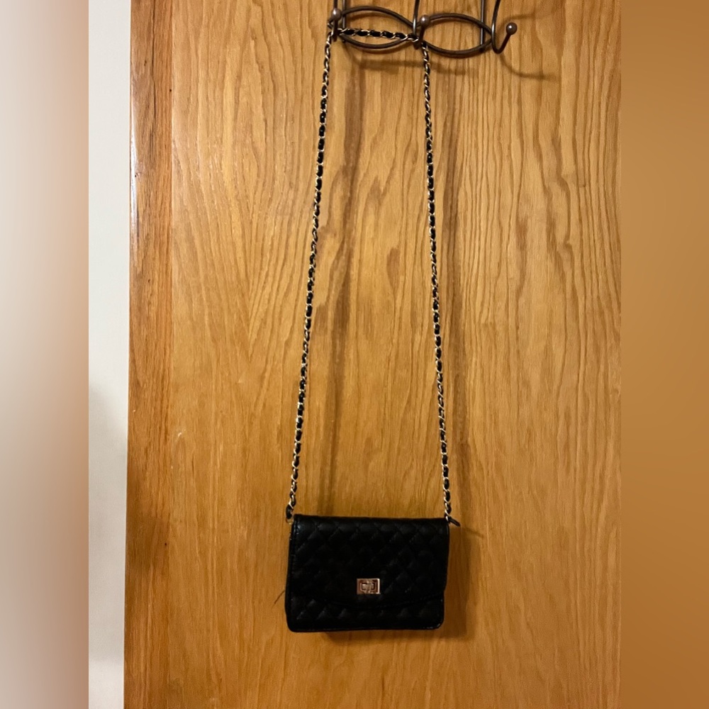 Cute little cross over bag